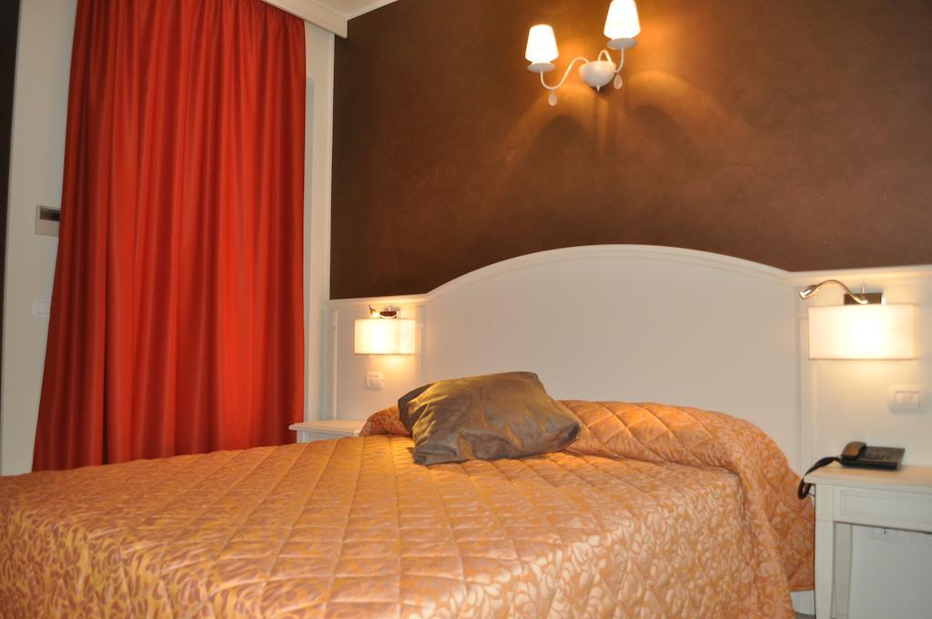 Double or Twin Room,235550857:JPEG