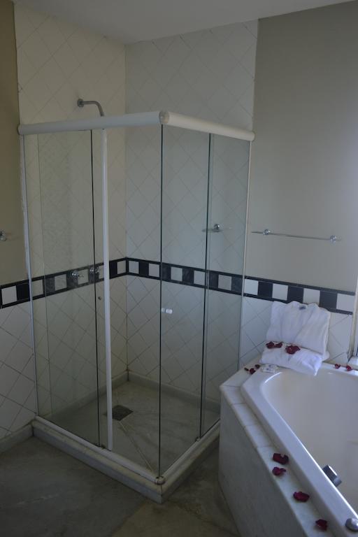 King Suite Spa Bath,1436388619:JPEG