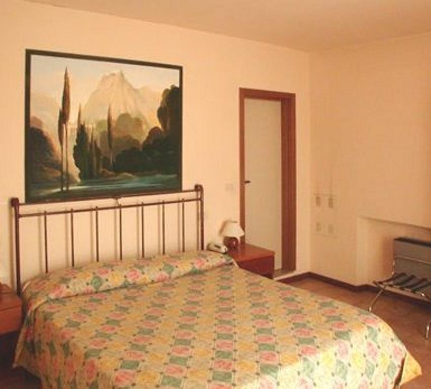 Double Room,236364633:JPEG