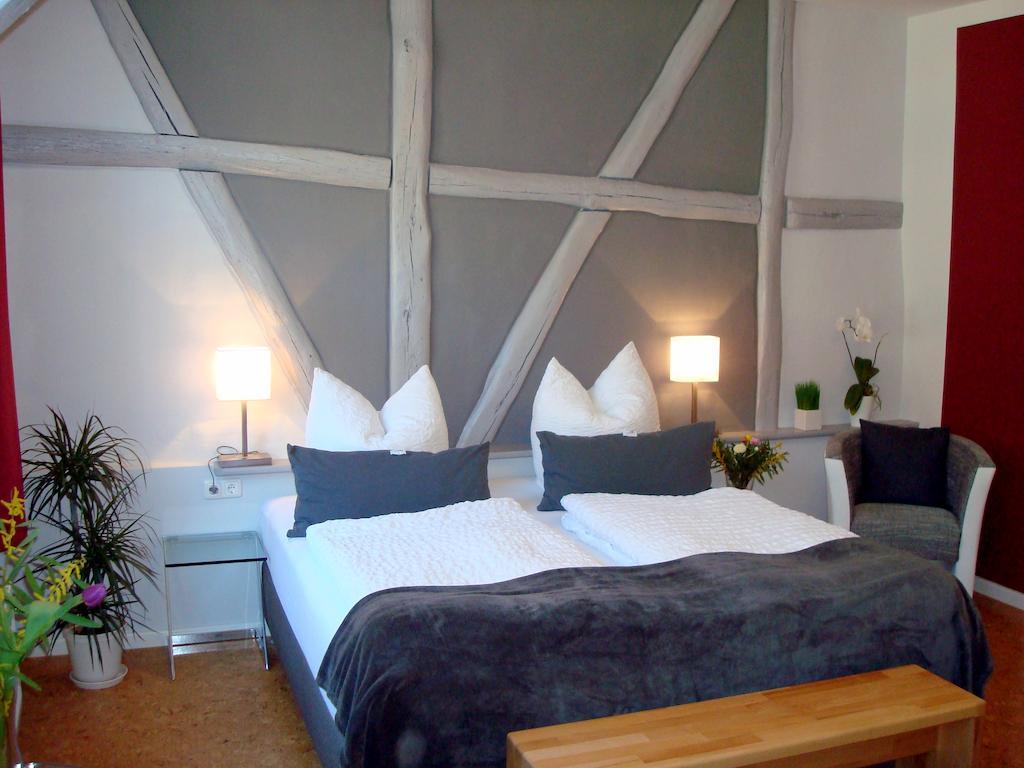 Family Room "C Herbst" or "DWinter"