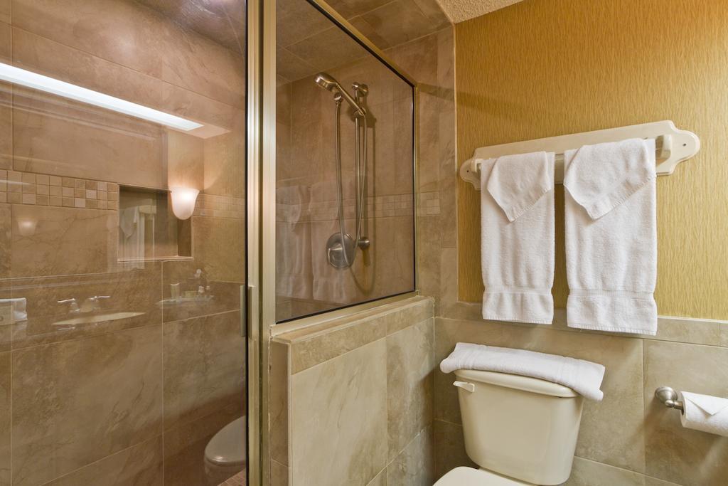 Room Two Full Beds Pool View