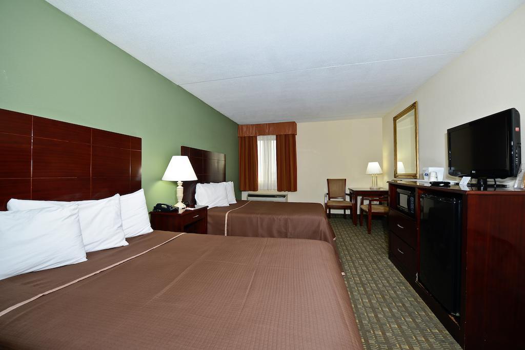Double Room Two Double Beds Non-Smoking