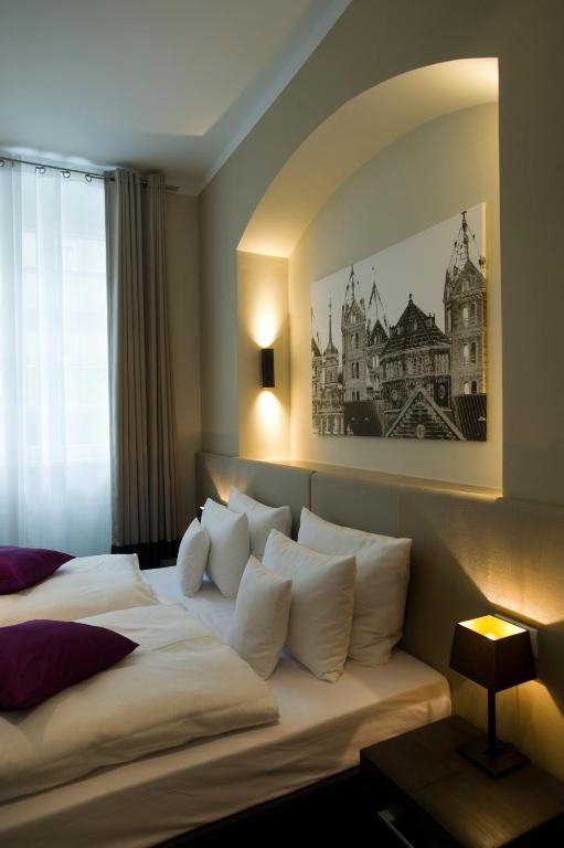 Deluxe Double Room,128528325:JPEG
