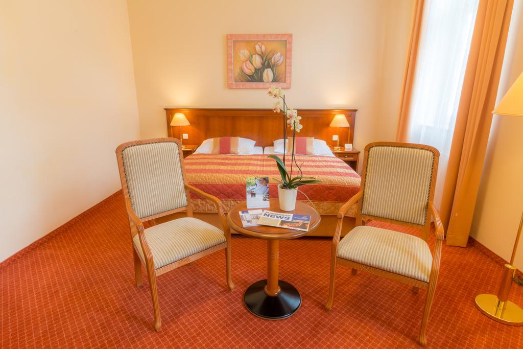 Superior Double or Twin Room Garden View Wellness Fitness Access