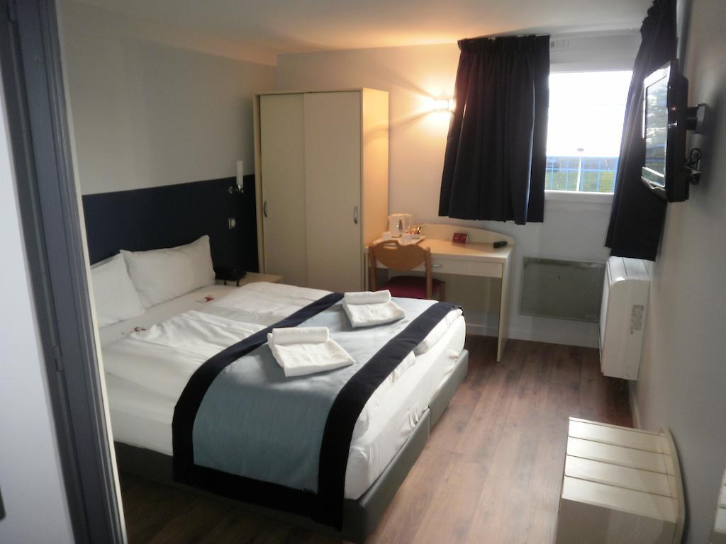 Standard Double Room,1208750086:JPEG