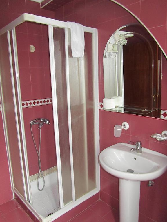 Single Room,1592076993:JPEG