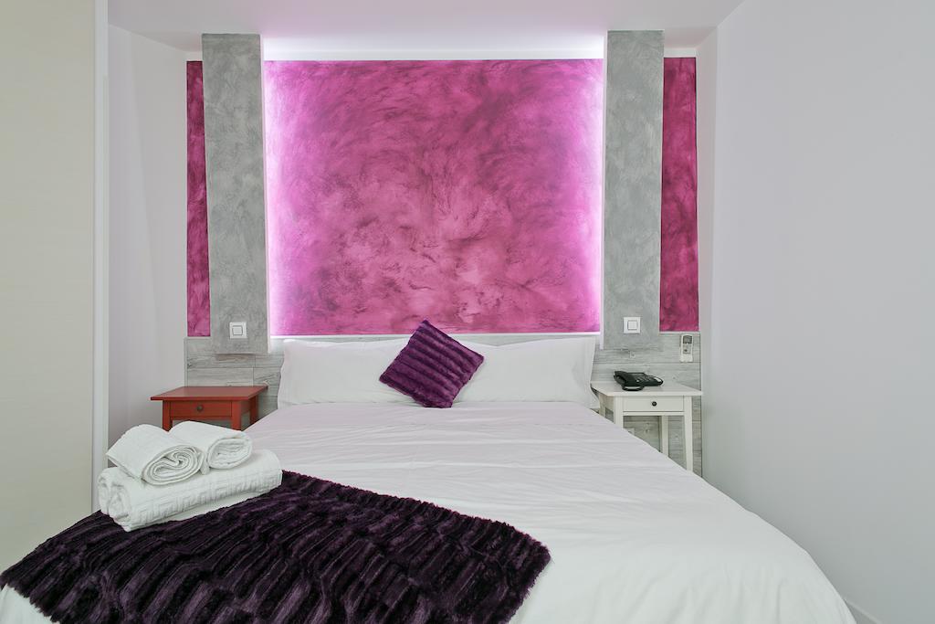 Romantic Suite Round Bed