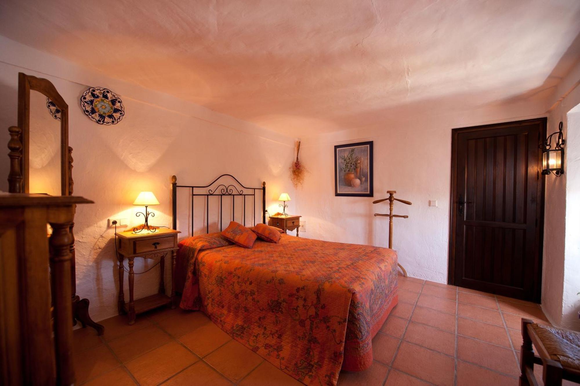 Standard Triple Room,643572726:JPEG