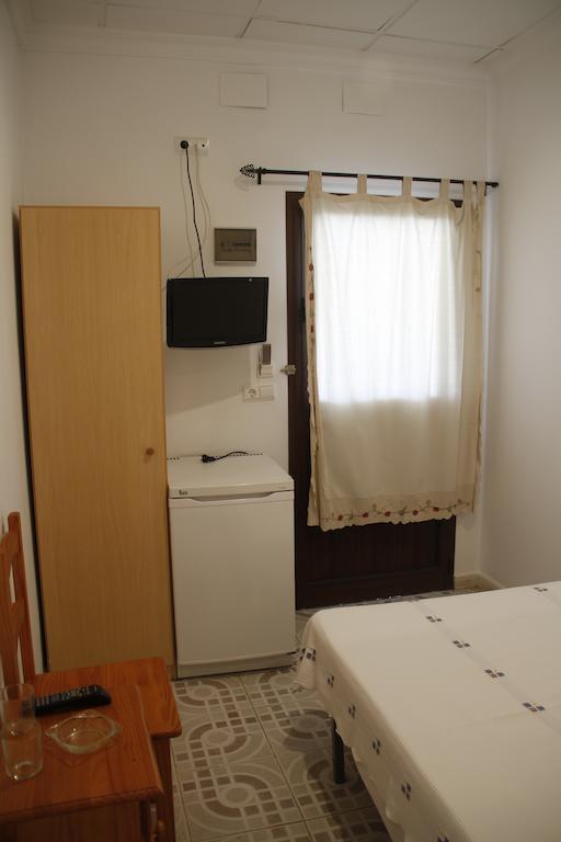 Single Room,246422657:JPEG