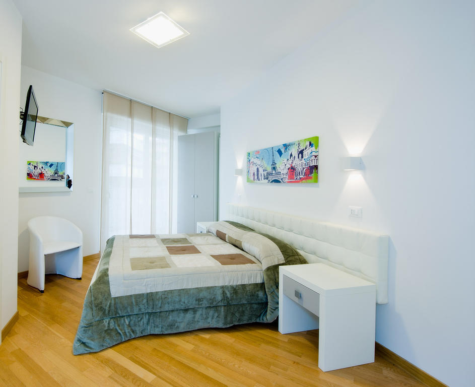 Double Room,247158869:JPEG