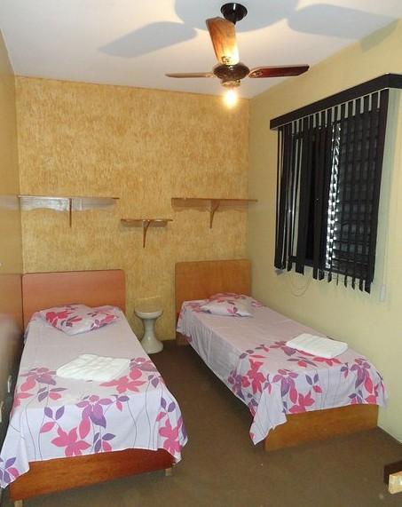 Quarto Duplo