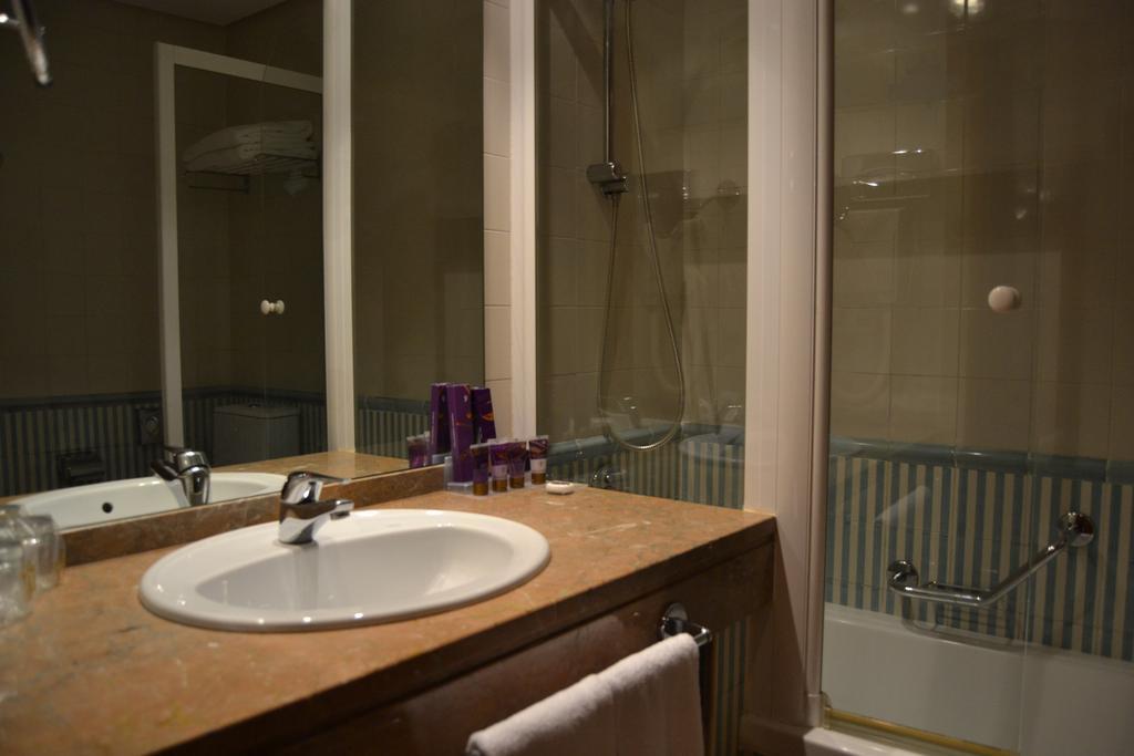 Standard  Double Room,687099717:JPEG