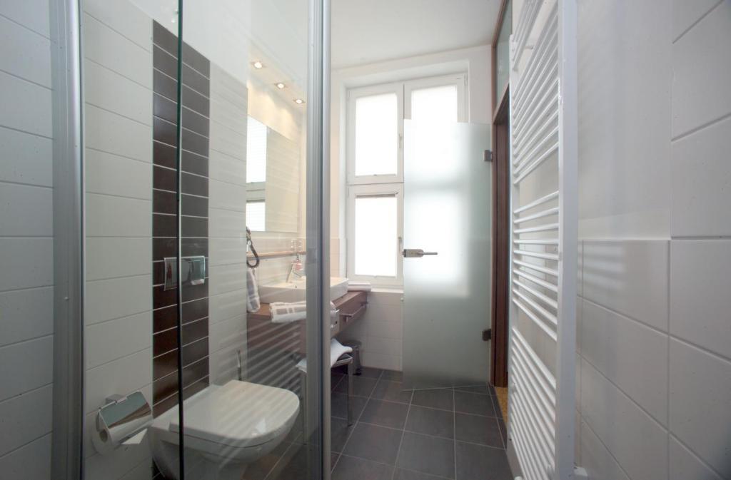 Double or Twin Room,11964112:JPEG