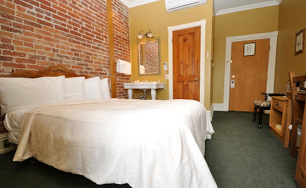 Double Room,251076361:JPEG