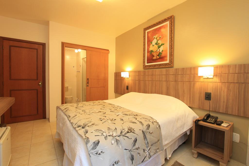 Double or Twin Room,630132126:JPEG
