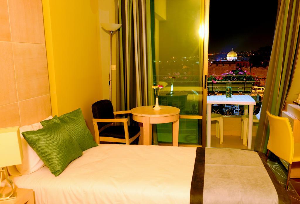 Standard Double Room City View