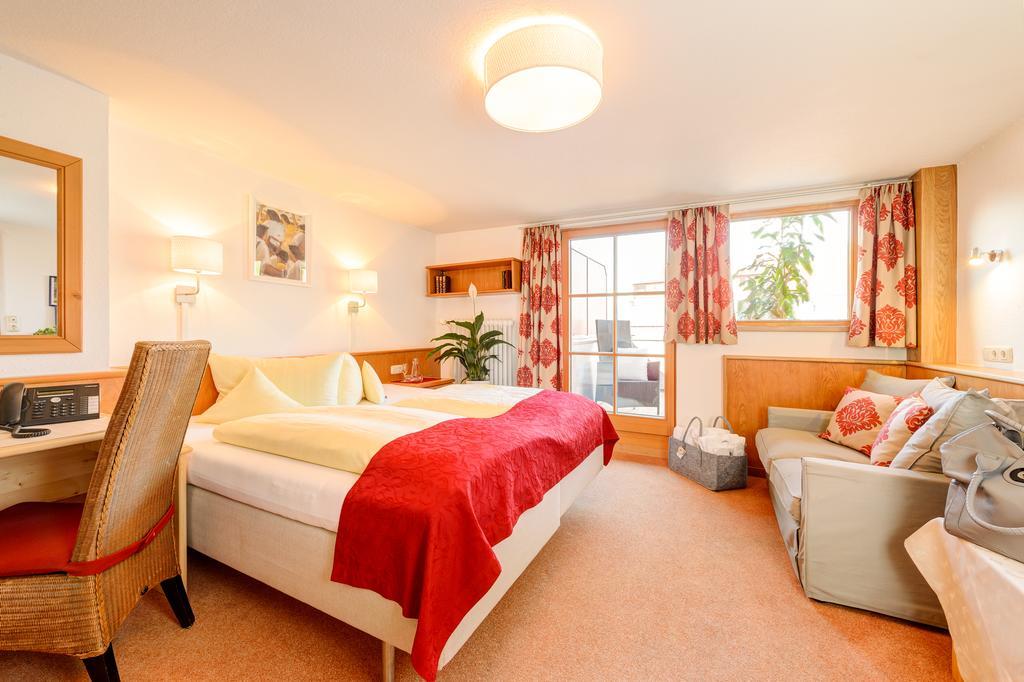 Basic Double Room 14