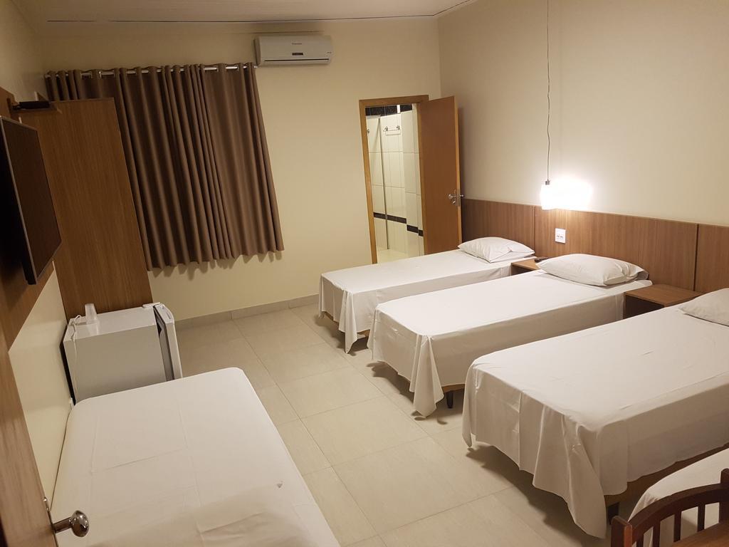 Quintuple Room