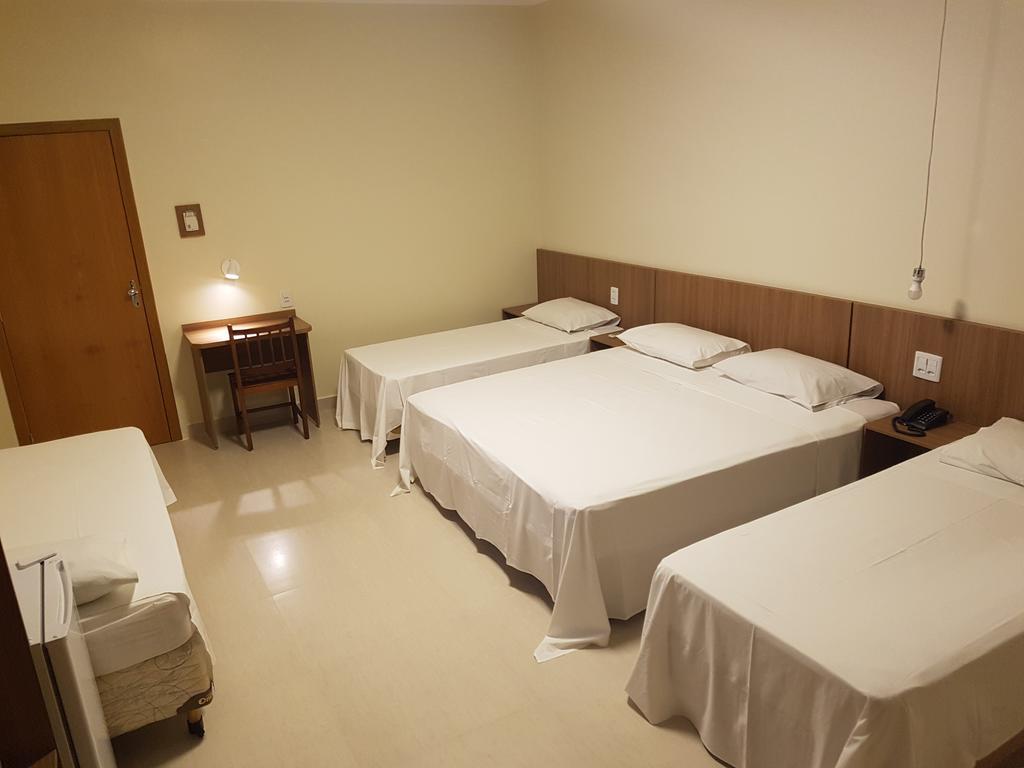 Quintuple Room