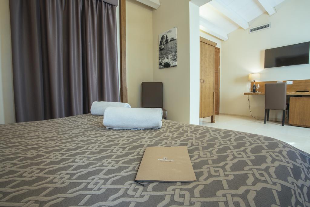 Classic Double Room,254881125:JPEG