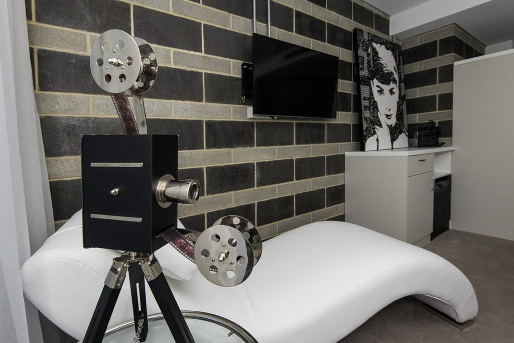 Premium King Room