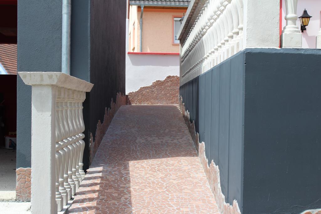 One-Bedroom Apartment Terrace