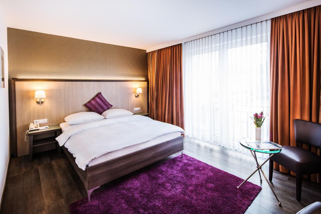 Superior Single Room,631173765:JPEG