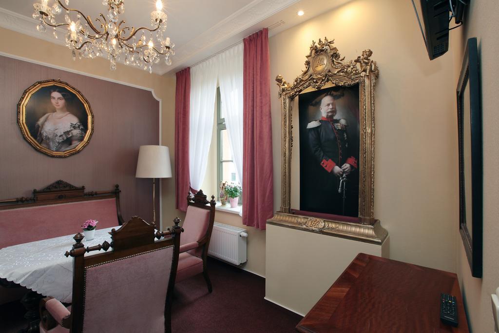 One-Bedroom Suite