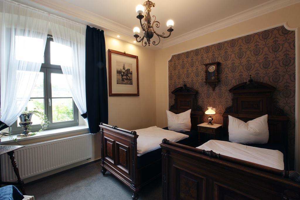 Double Room Private Bathroom