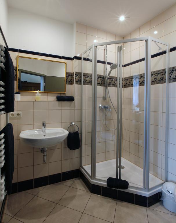 Double Room Private Bathroom