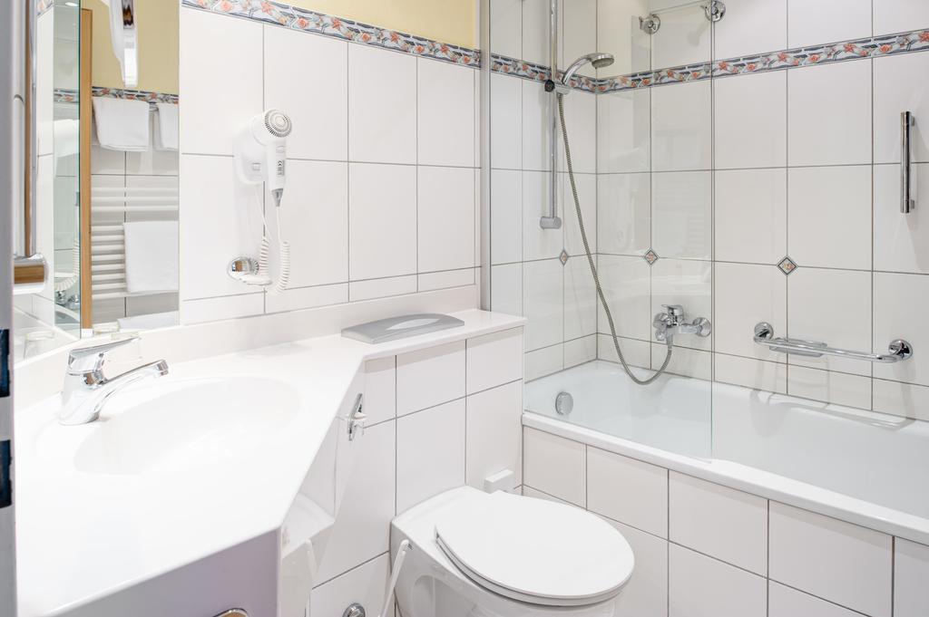 Standard Double Room,256503965:JPEG