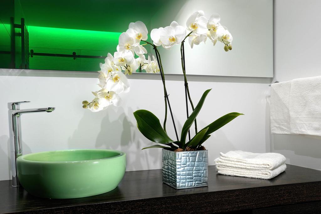Double or Twin Room Private Bathroom