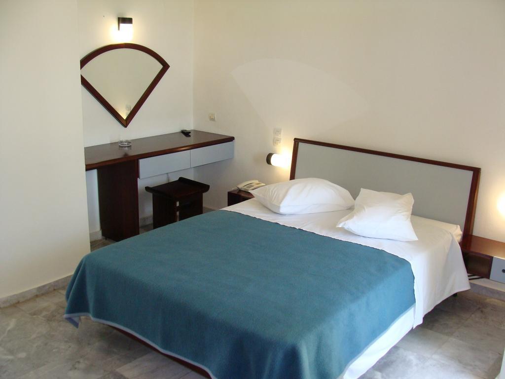 Double Room Pool View
