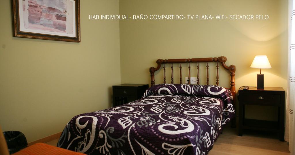 Habitación Individual Estándar con baño compartido