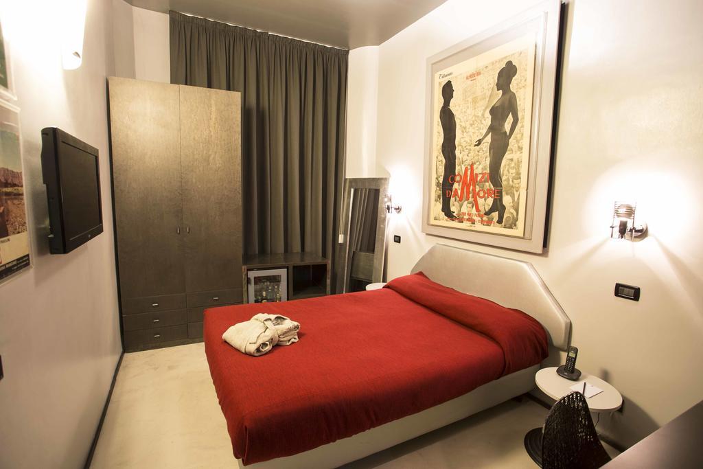 Deluxe Single Room