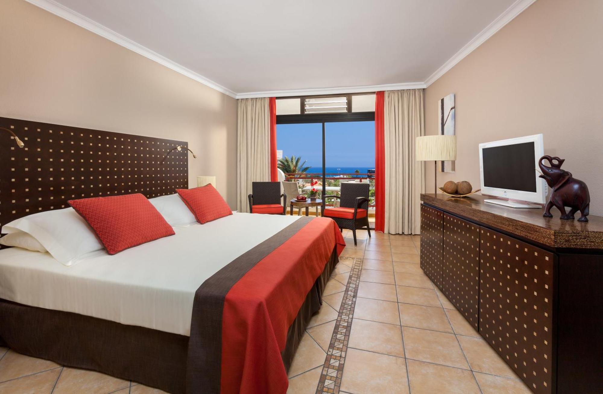 Deluxe Twin Room with Sea View,63489472:JPEG