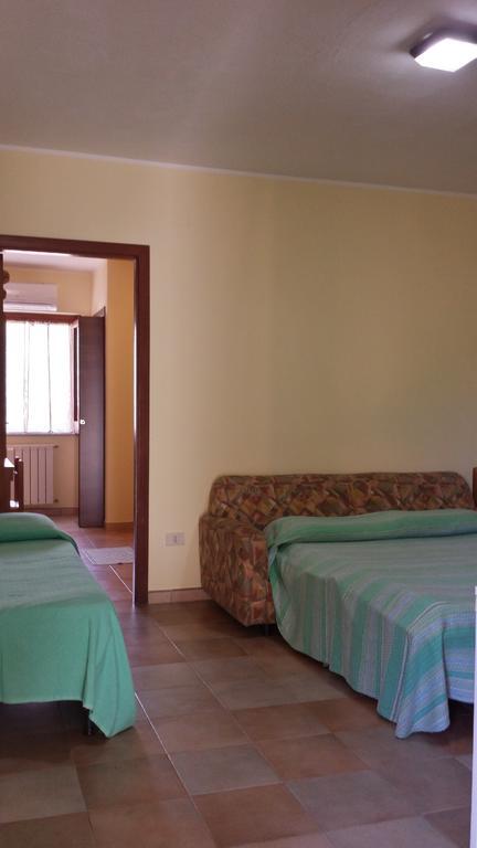 One-Bedroom Apartment,263799449:JPEG
