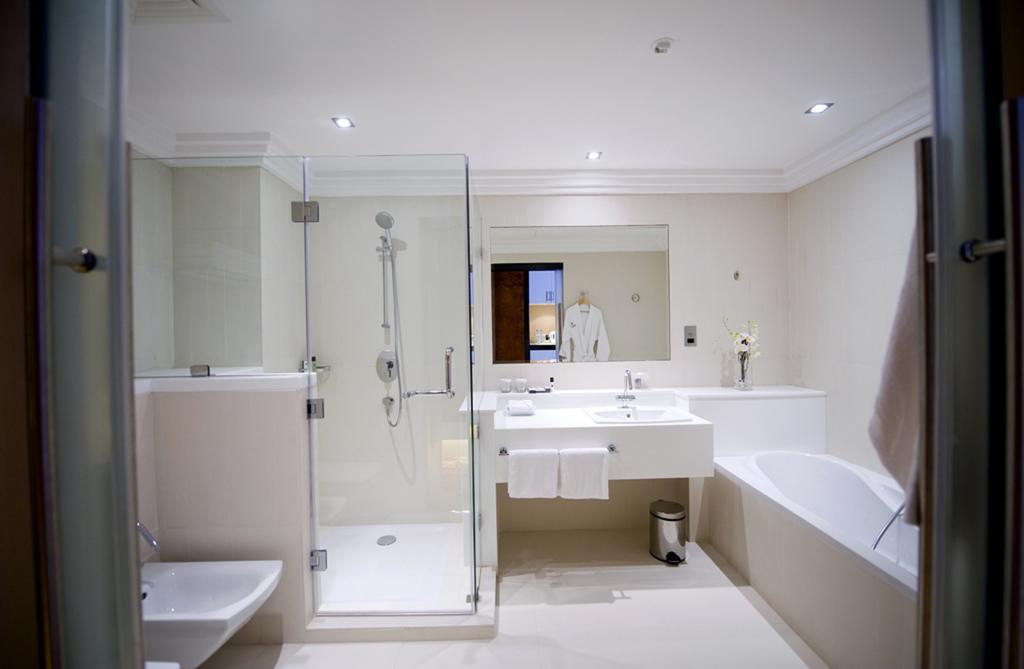 Family Suite complimentary shuttle to DXB Airport Terminal 1 & 3 on all hotel operated F&B outlets