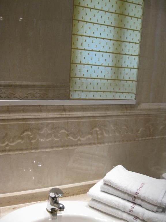 Double Room,186457569:JPEG