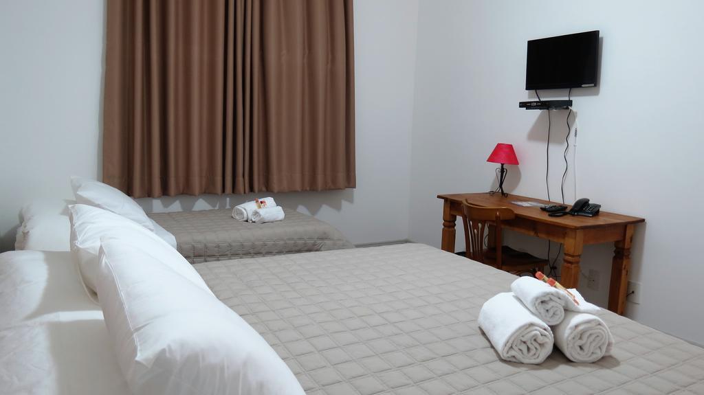 Quarto Triplo Standard