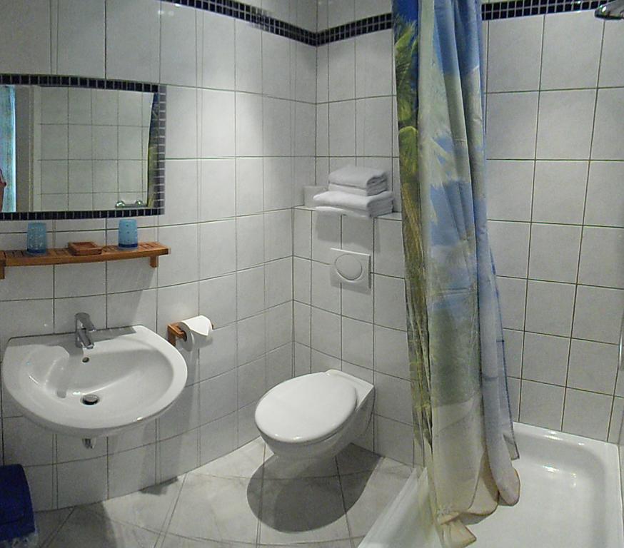 Double Room Private Bathroom,1574807351:JPEG