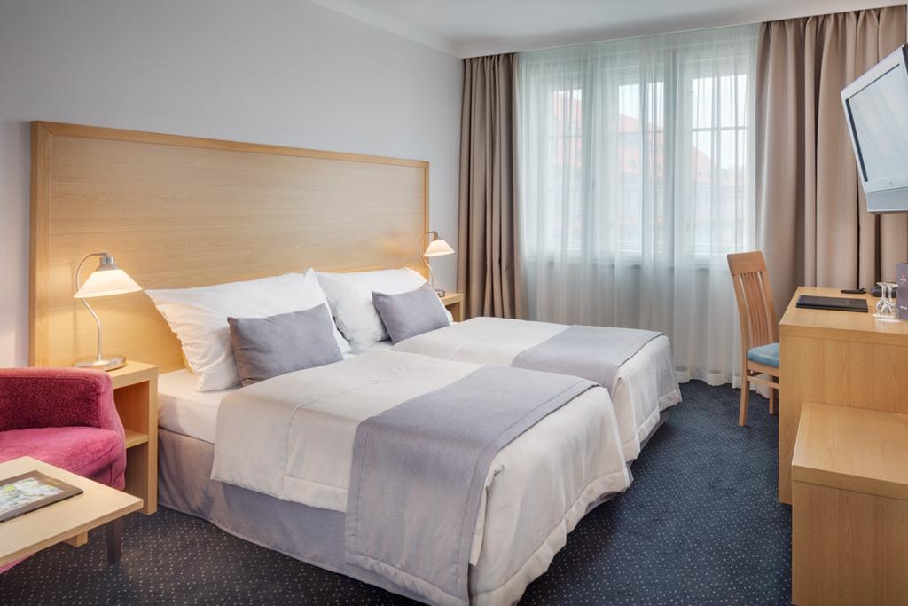 Standard Double or Twin Room  with Extra Bed,706018048:JPEG