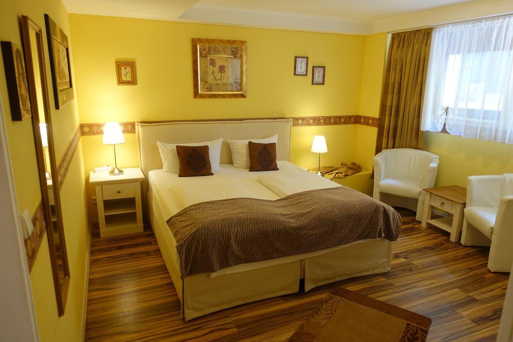 Souterrain Double Room