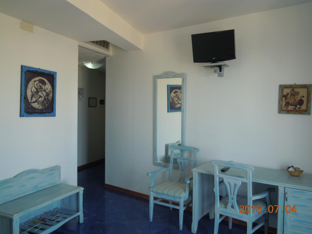 Classic Double or Twin Room Sea View