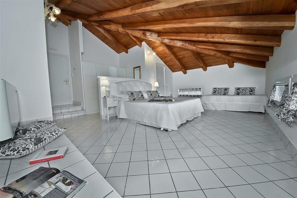 Triple Room,267260713:JPEG