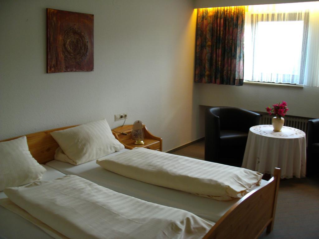 Budget Double Room,267337805:JPEG