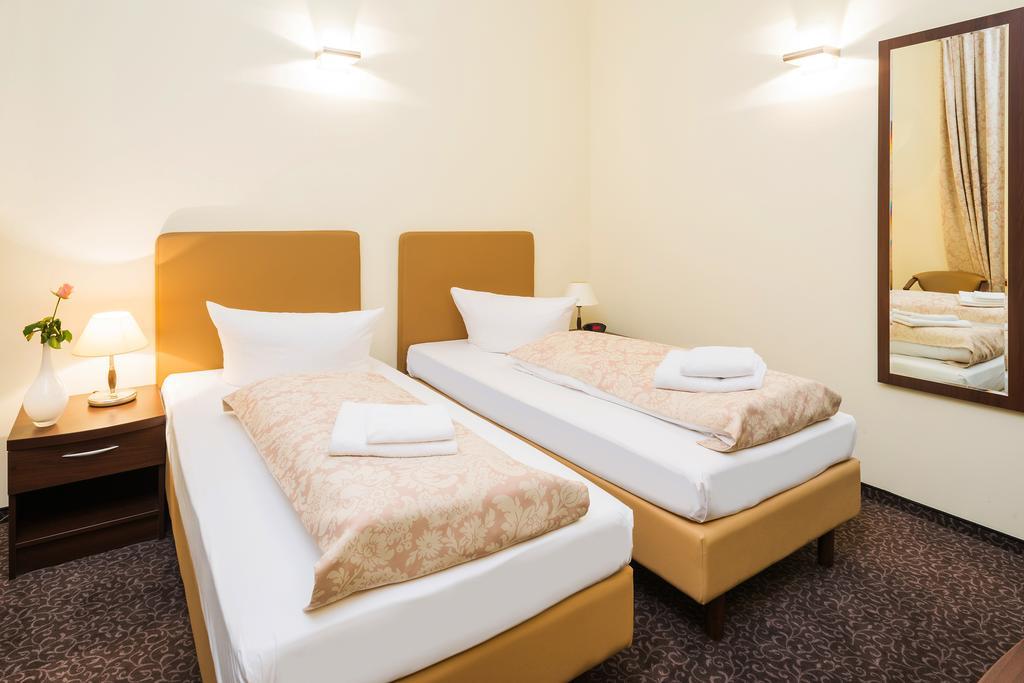 Economy Twin Room,1019063386:JPEG