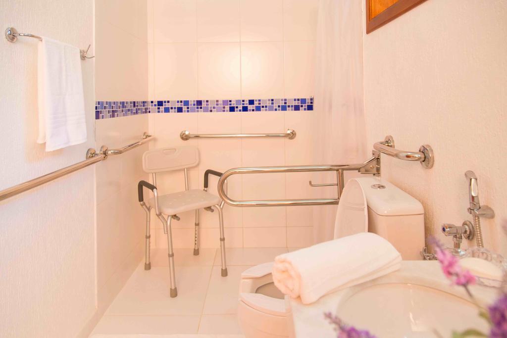 Queen Room - Disability Access,721518337:JPEG