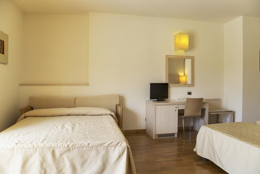 Superior Triple Room Sea View