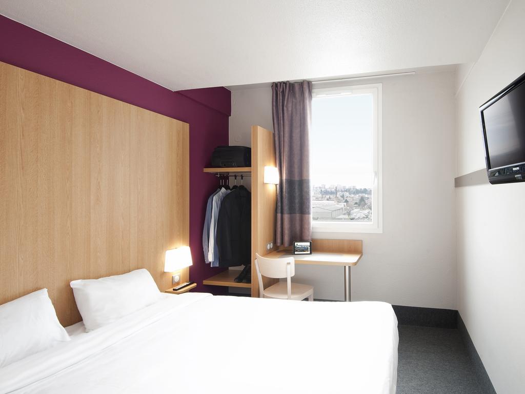 Double Room,1208443663:JPEG